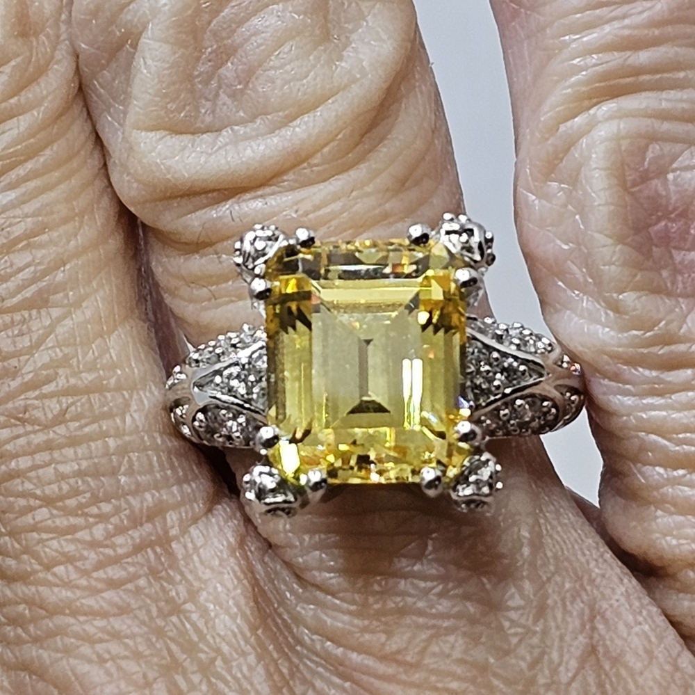 Victoria Wieck Canary Yellow Citrine Absolute Ring Sterling Silver Sz 7! - Picture 9 of 17